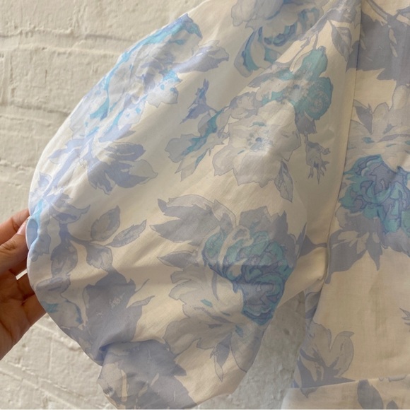 H&M || Puff Sleeve Plunge Open Back Dress Floral Blue White XS NWT - Picture 5 of 11